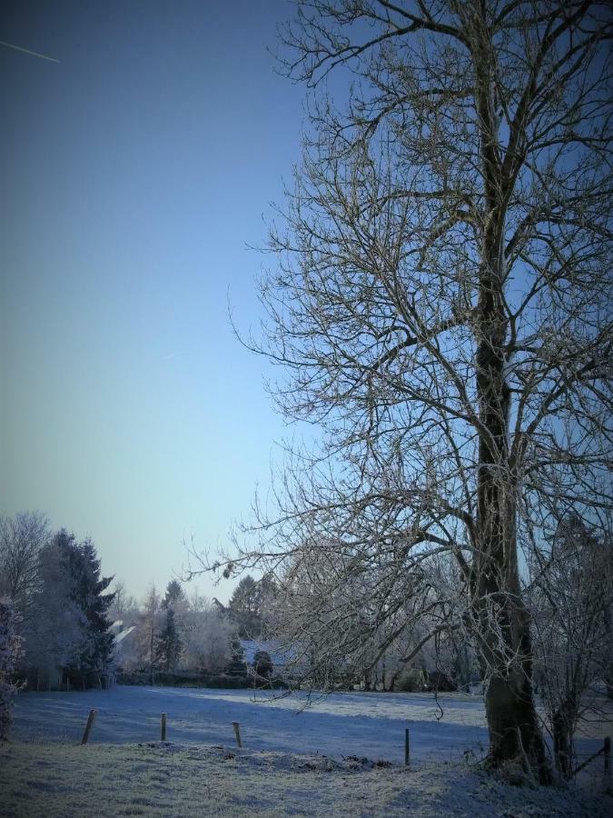 Le Gite Du Chene Rouvre Corbeil-Cerf Exterior foto